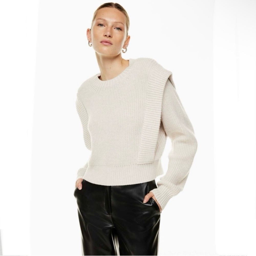 Aritzia Babaton Grazia Sweater Light Gray NWOT